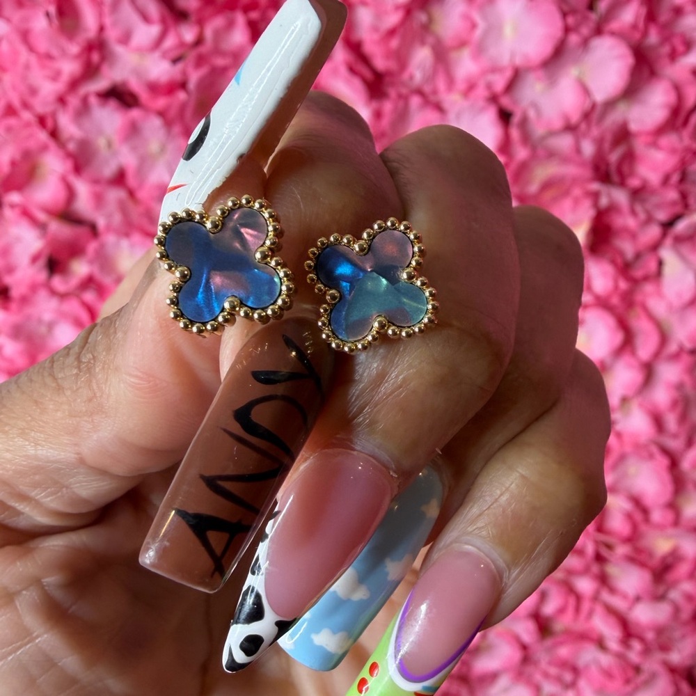 Gold and Blue Clover Earring